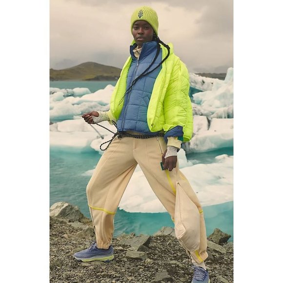 Free People Pippa Packable Puffer Jacket Sz L Highlighter Yellow Lemon NWT $198 - Picture 4 of 6